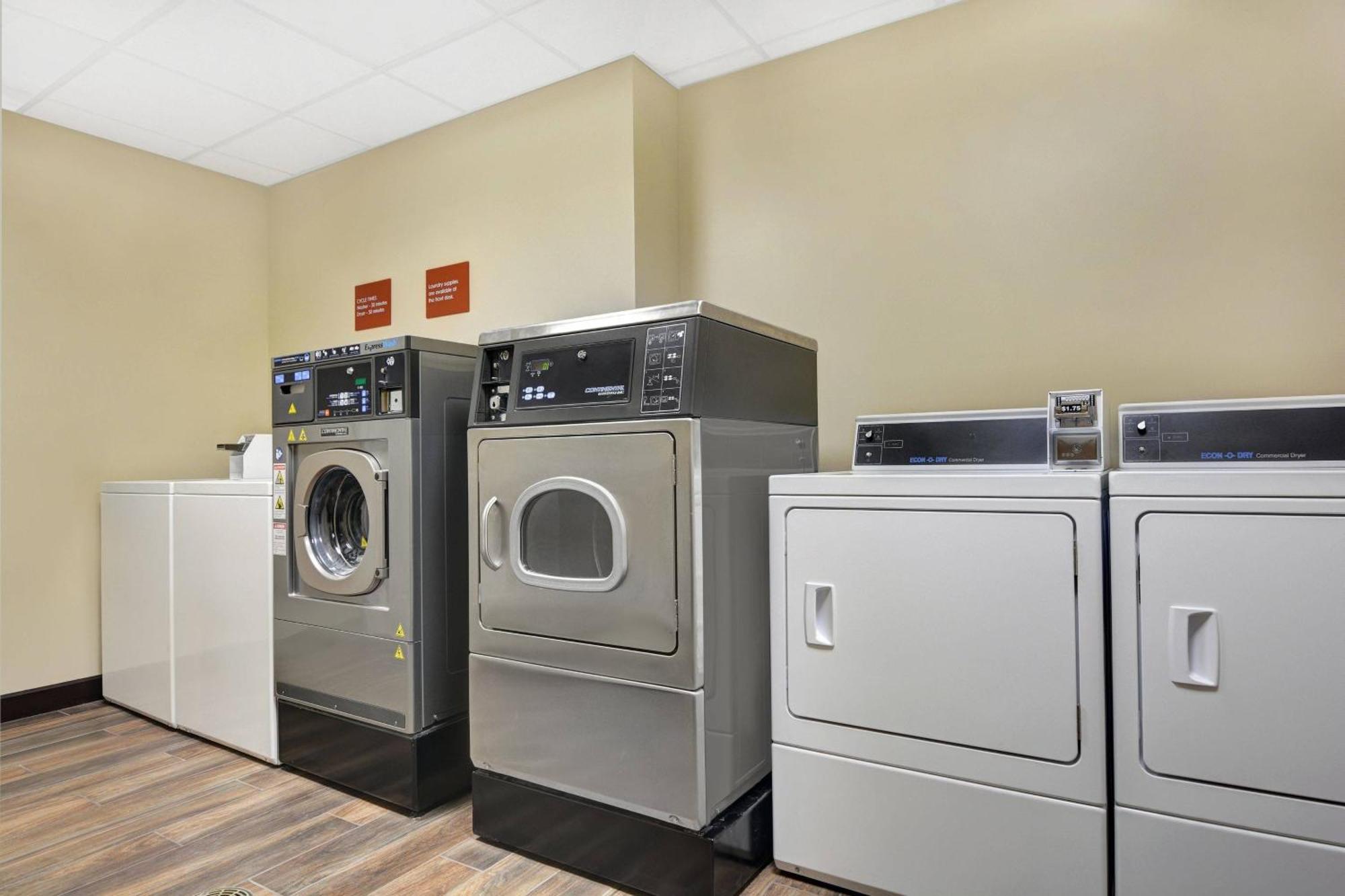 Towneplace Suites By Marriott Sarasota/Bradenton West Extérieur photo